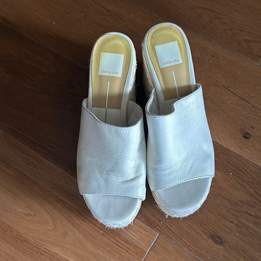 Dolce vita wedges